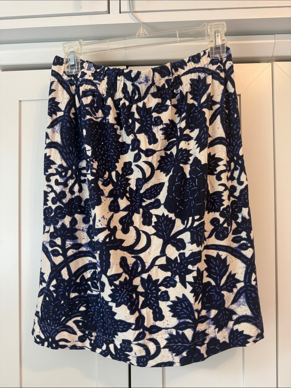 NWT Loft Navy Floral Print Stretchy Skirt